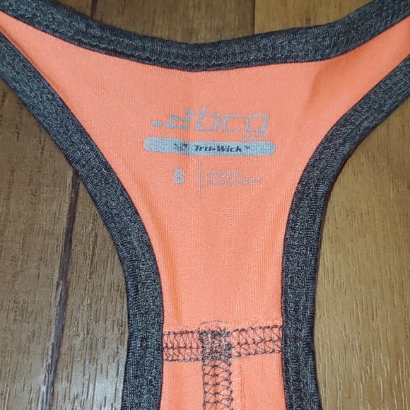 EUC bcg workout tank - Picture 3 of 4